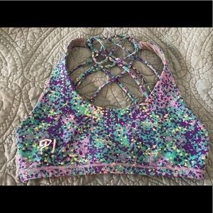 Born primitive vitality sports bra